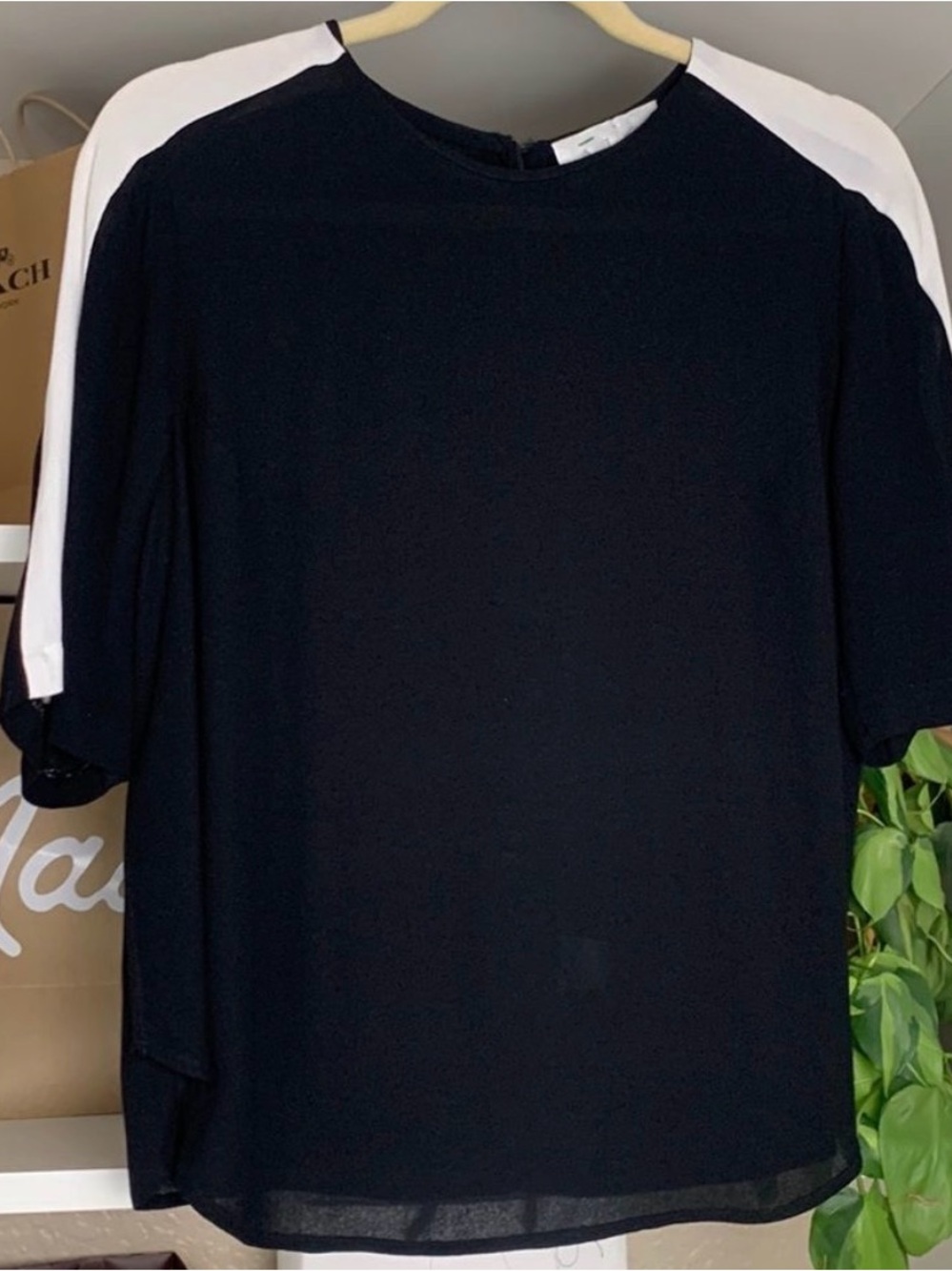 A.L.C. Black Short Sleeve Top with White Shoulders ** excellent condition**